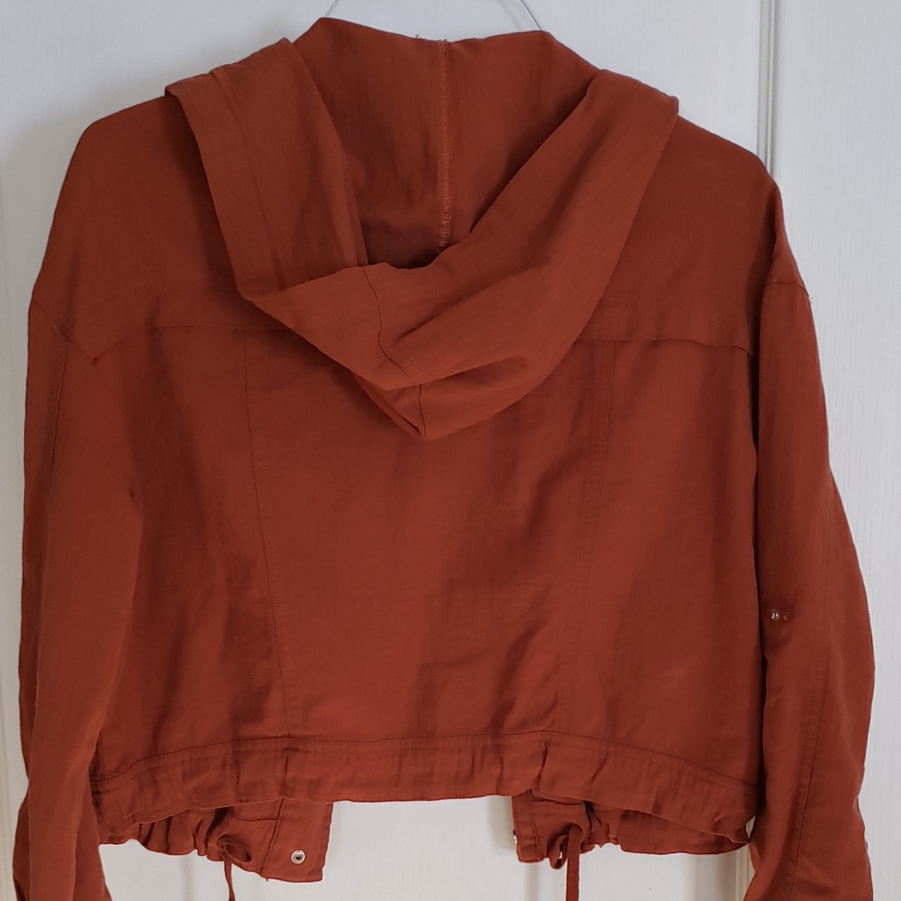Lightweight jacket